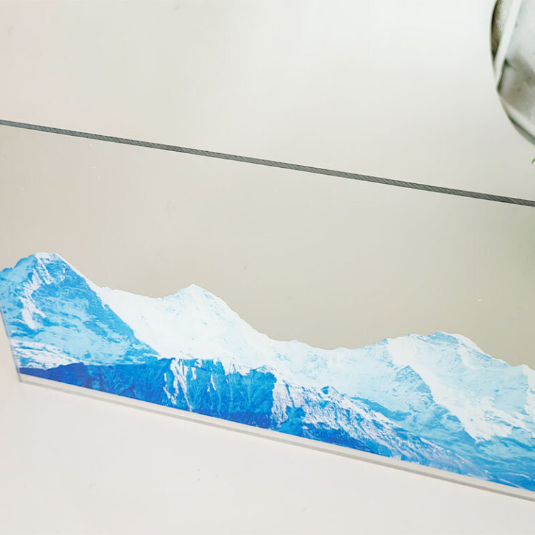 decorative polycarbonate sheet for signage