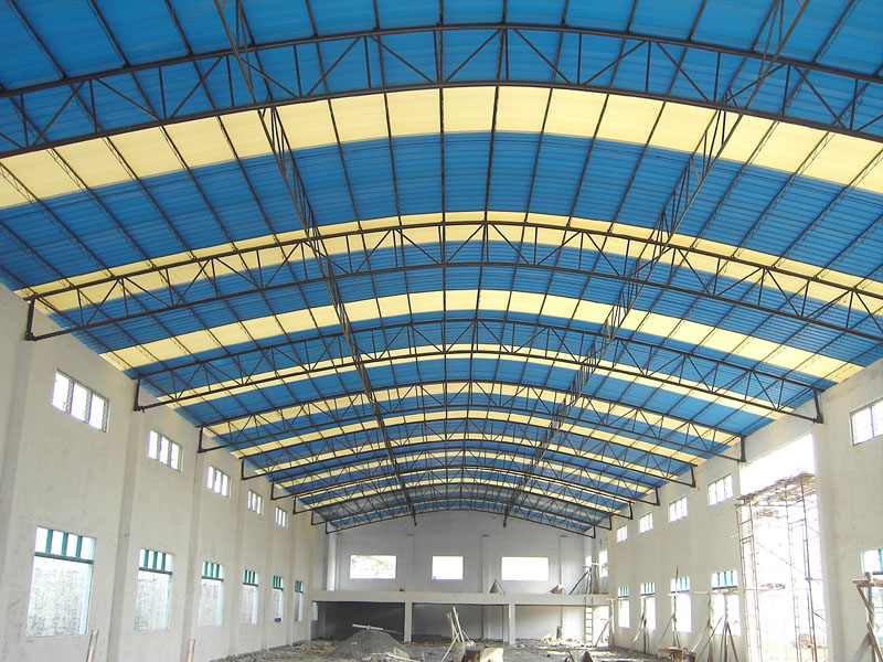 Large-Scale Industrial Warehouse Roof Project: Hollow Polycarbonate Sheet Application Case
