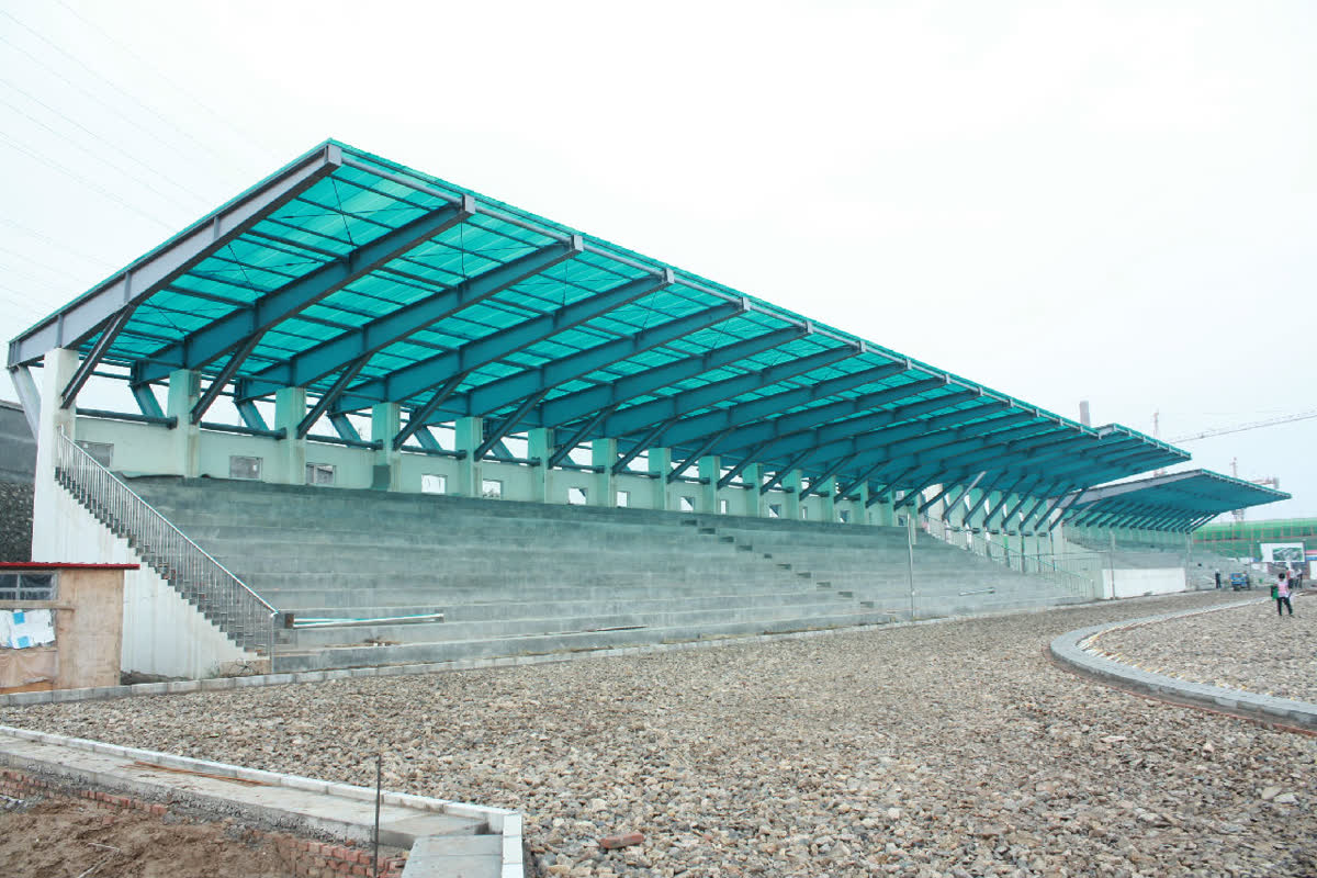Polycarbonate wave sheet roofing application