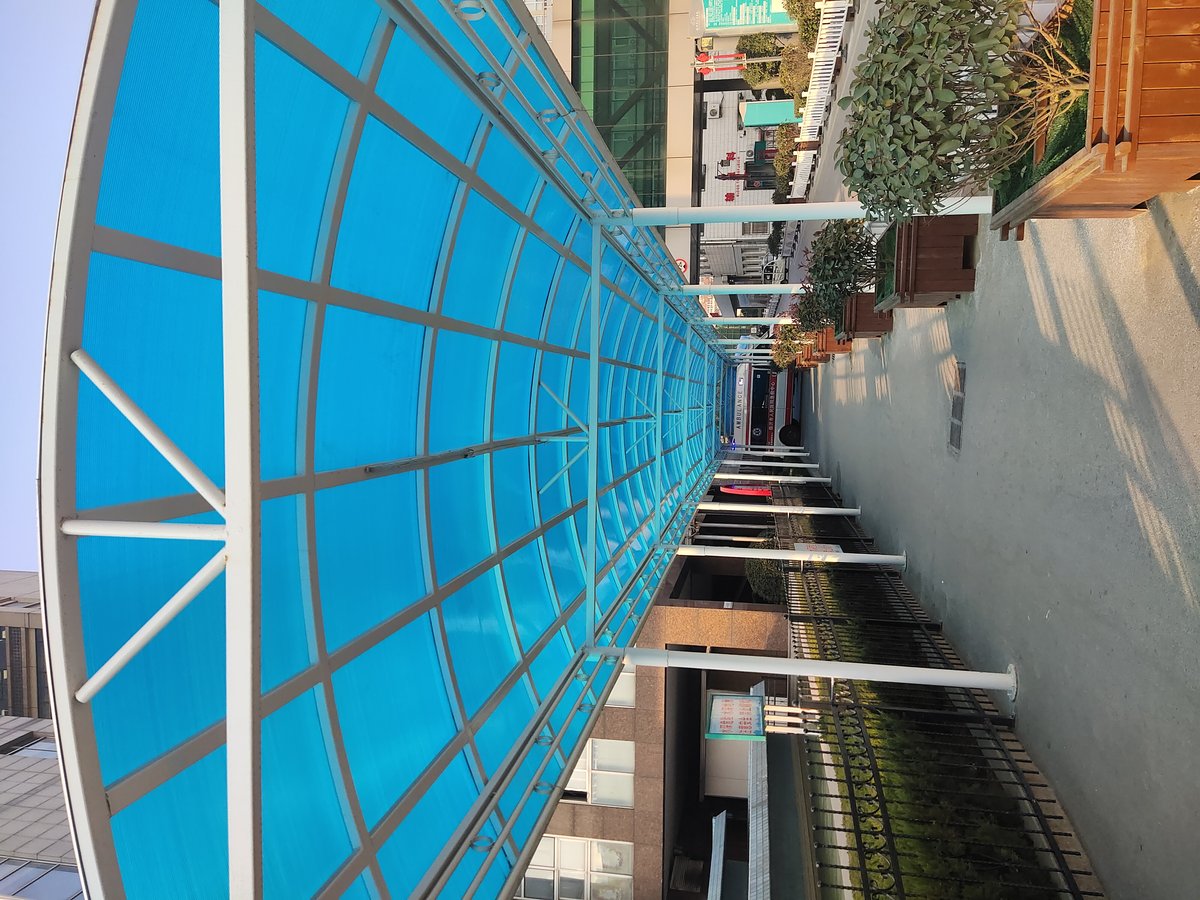 Multiwall Polycarbonate Sheet Daylighting Canopy Project