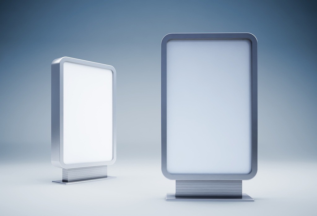 Frosted polycarbonate diffuser panels used as light-box faces for even, glare-free illumination
